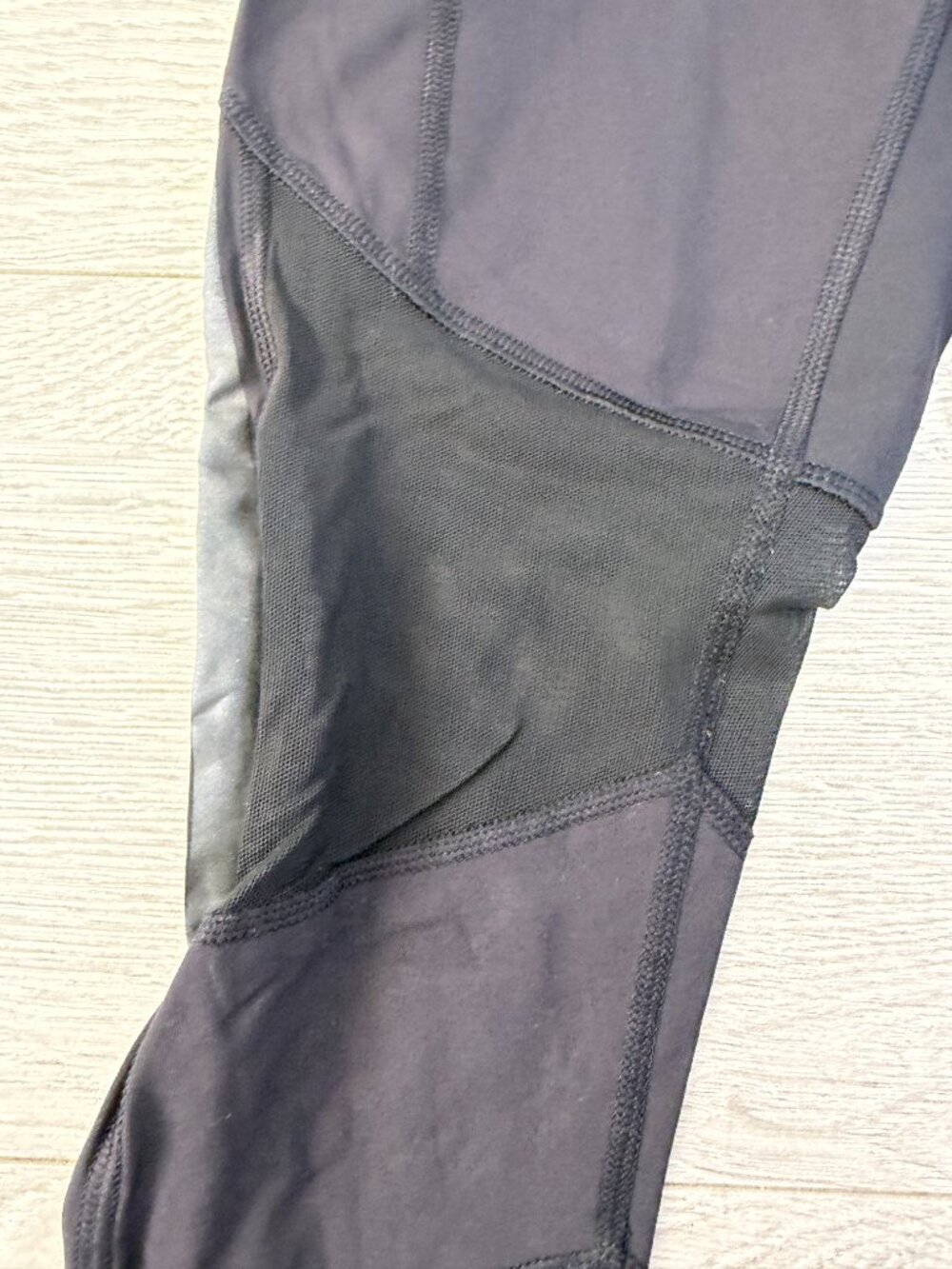 Lululemon Run Inspire Crop Black Mesh Leggings Womens Size 2 - Picture 2 of 11